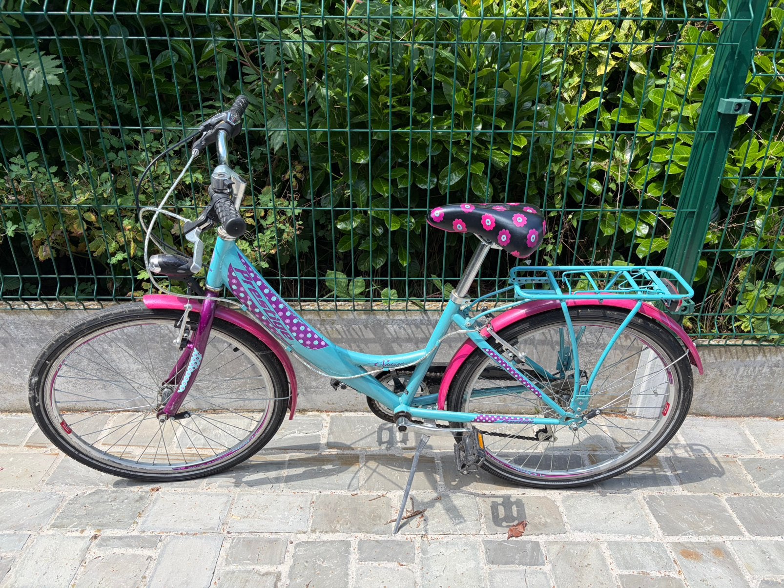 Meisjesfiets 24 inch., Fietsen en Brommers, Ophalen, Zo goed als nieuw, 24 inch