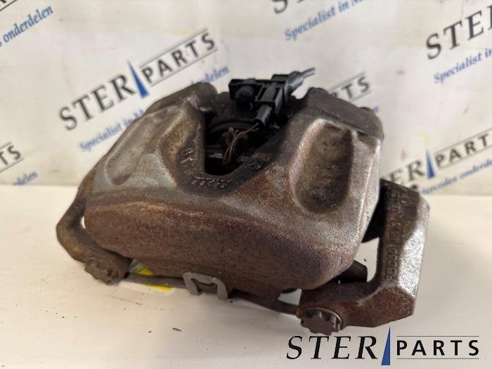 Etrier de frein (pince) avant droit d'un Mercedes SLK, 3 mois de garantie, Utilisé, -, -