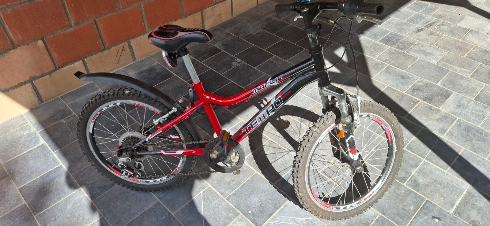 Jongensfiets met versnellingen ,kleur rood zwart, Ophalen, Versnellingen