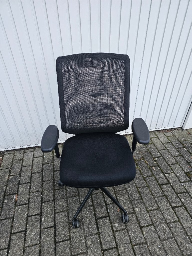 Fauteuil de bureau ergonomique Vitra ID meda pro+, Maison & Meubles, Chaises de bureau, Comme neuf, Chaise de bureau, Noir, Ergonomique