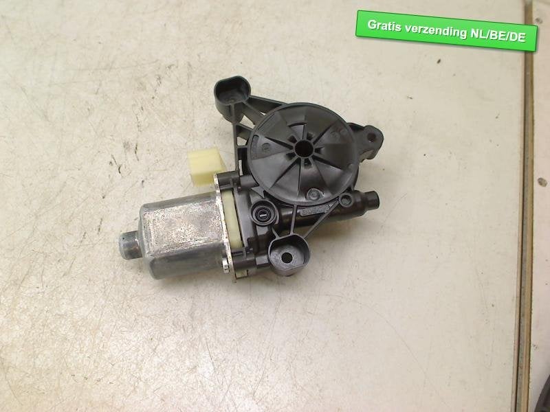 MOTEUR LEVE VITRE ELECTRIQUE DROIT Audi A4 (B9) (8w0959812), Autos : Pièces & Accessoires, Auto-Union-Straße  1,
85057  Ingolstadt, DE