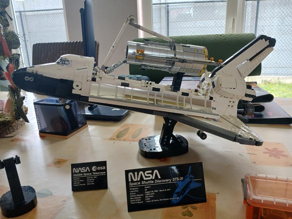 Lego 10283 space shuttle discovery, Hobby en Vrije tijd, Modelbouw | Vliegtuigen en Helikopters, Ophalen of Verzenden