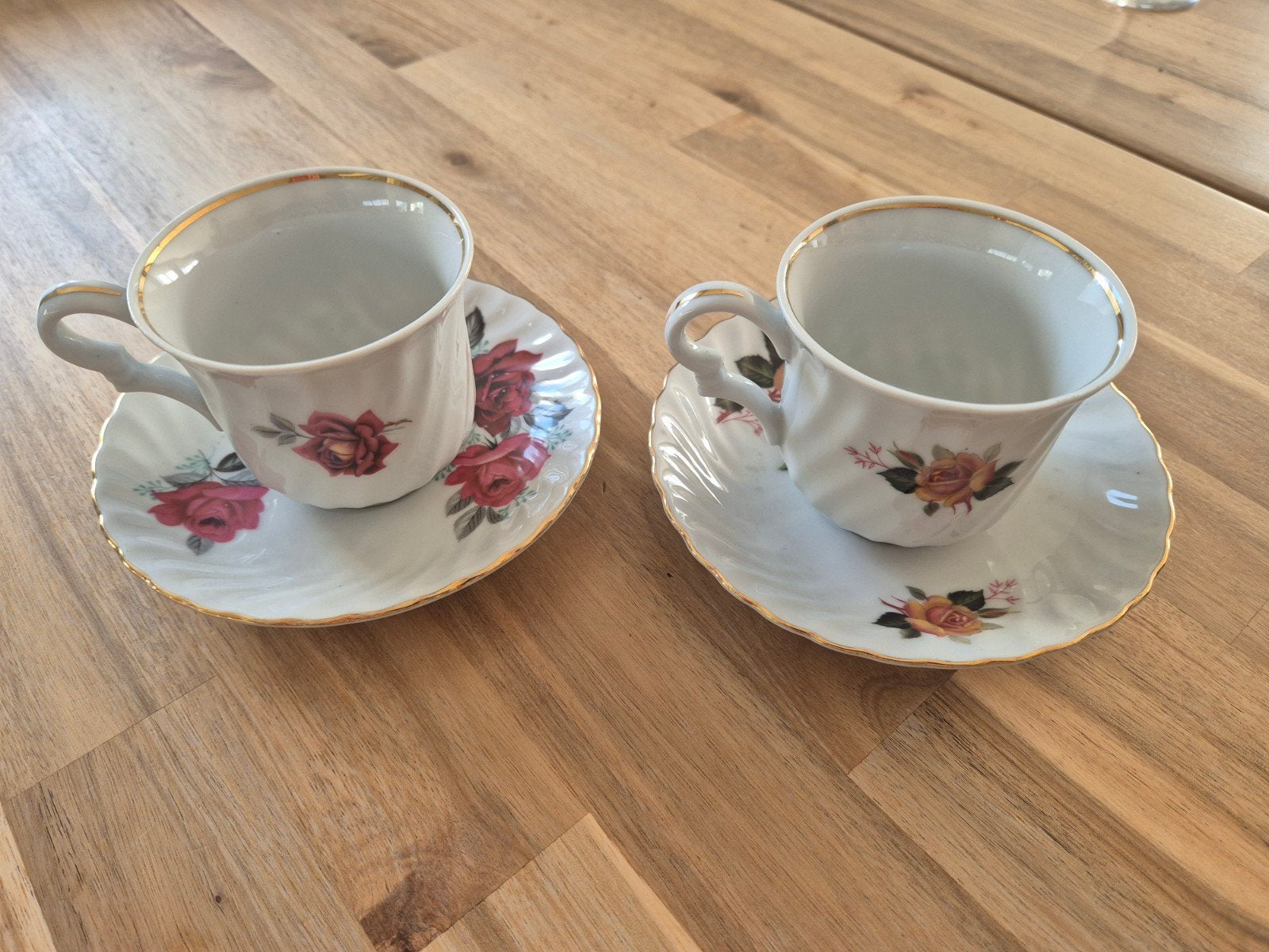 2 mooie tasjes met bordjes genuine royal frankonia, Collections, Porcelaine, Cristal & Couverts, Enlèvement