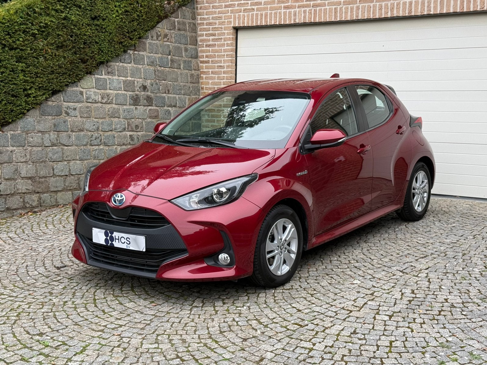 Toyota Yaris 1.5 Hybride | Garantie tot 2031 | Automaat, Auto's, Automaat, Euro 6, Bedrijf, https://public.car-pass.be/vhr/6f970aaa-8aa9-4564-a897-69baca9707d6