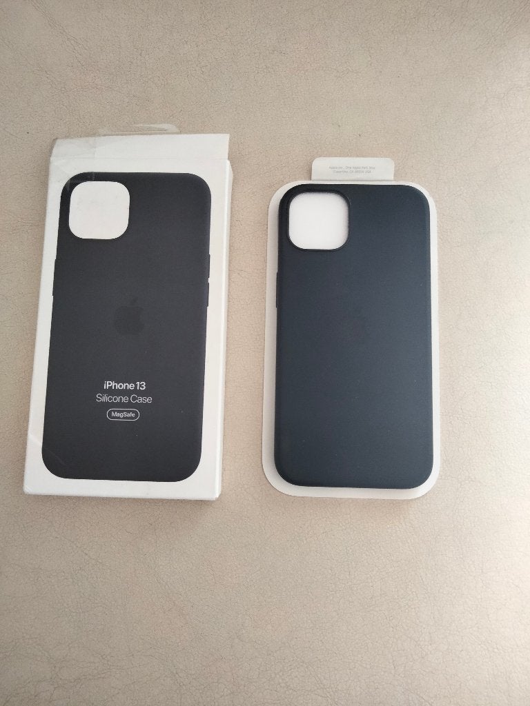 Originele Apple iPhone 13 Silicone Case MagSafe – nieuw, MagSafe, Hoesje of Tasje, Ophalen of Verzenden, Zo goed als nieuw