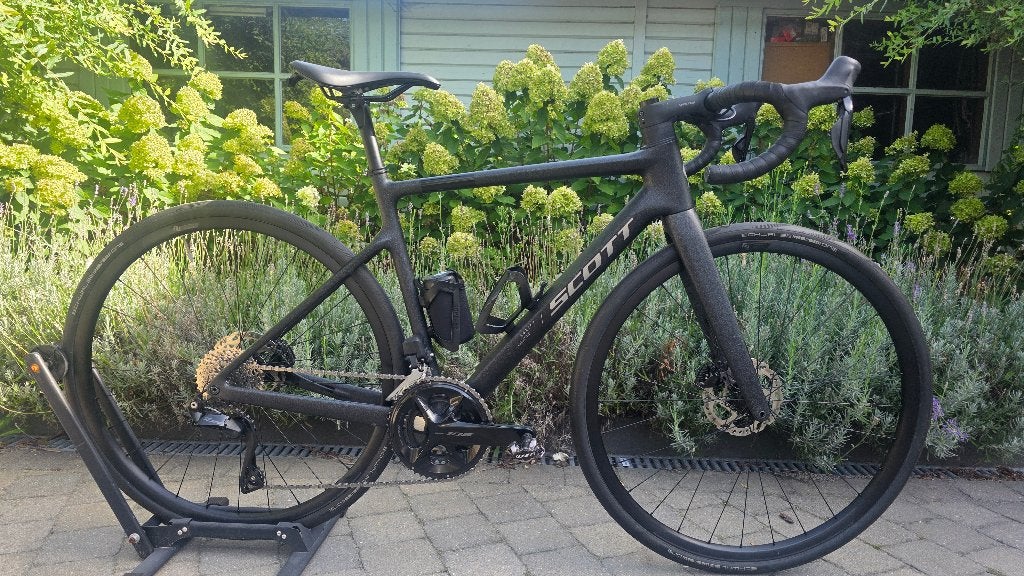 Scott Addict 40 105 DI2 12 sp. Vélo de route/vélo Gravel, Sports & Fitness, Cyclisme, G, G, G, Comme neuf