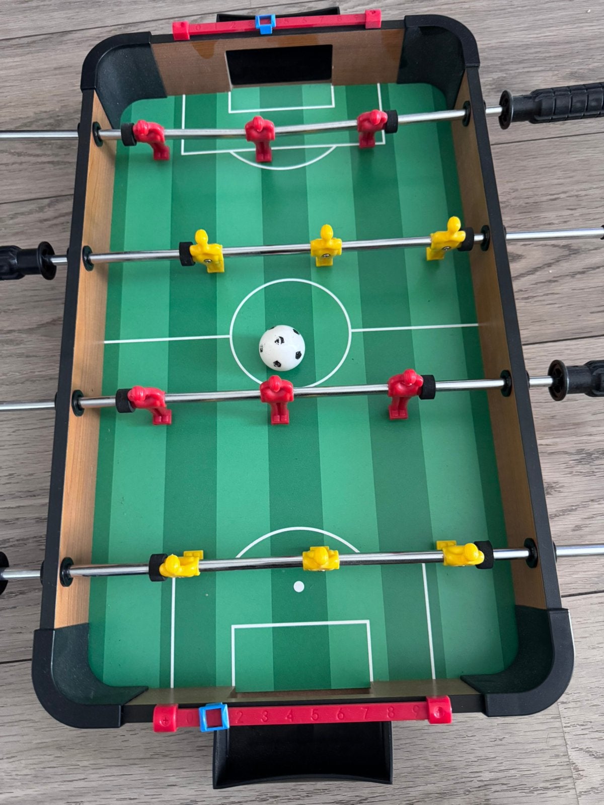 Mini voetbal tafel, Ophalen, Zo goed als nieuw