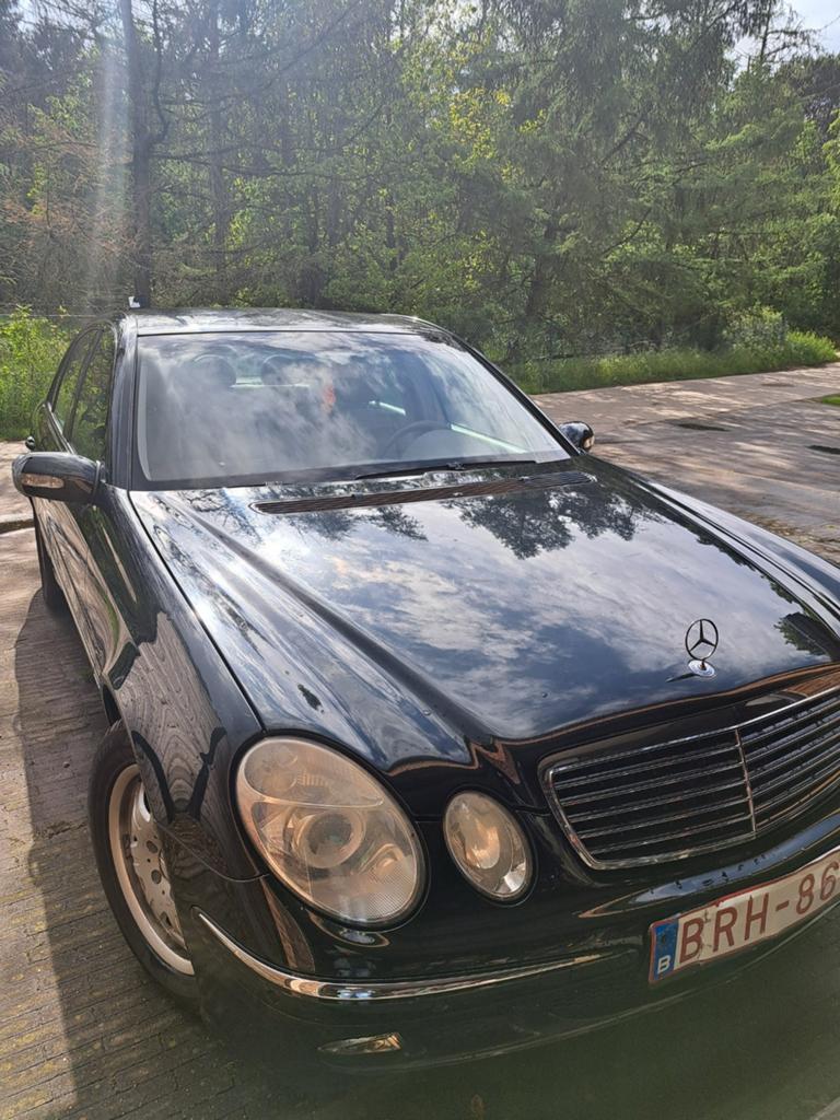 Mercedes E220 Elegance diesel automaat in  goede staat., Auto's, Automaat, 4 deurs, Achterwielaandrijving, Beige