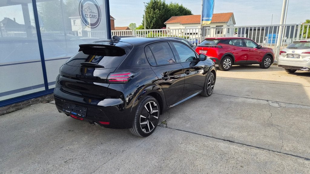 Peugeot 208 1.2T/GT/Navi/Cam/Cruise/Bluetooth (bj 2025), Auto's, Gebruikt, Zwart, Bedrijf, 119 g/km