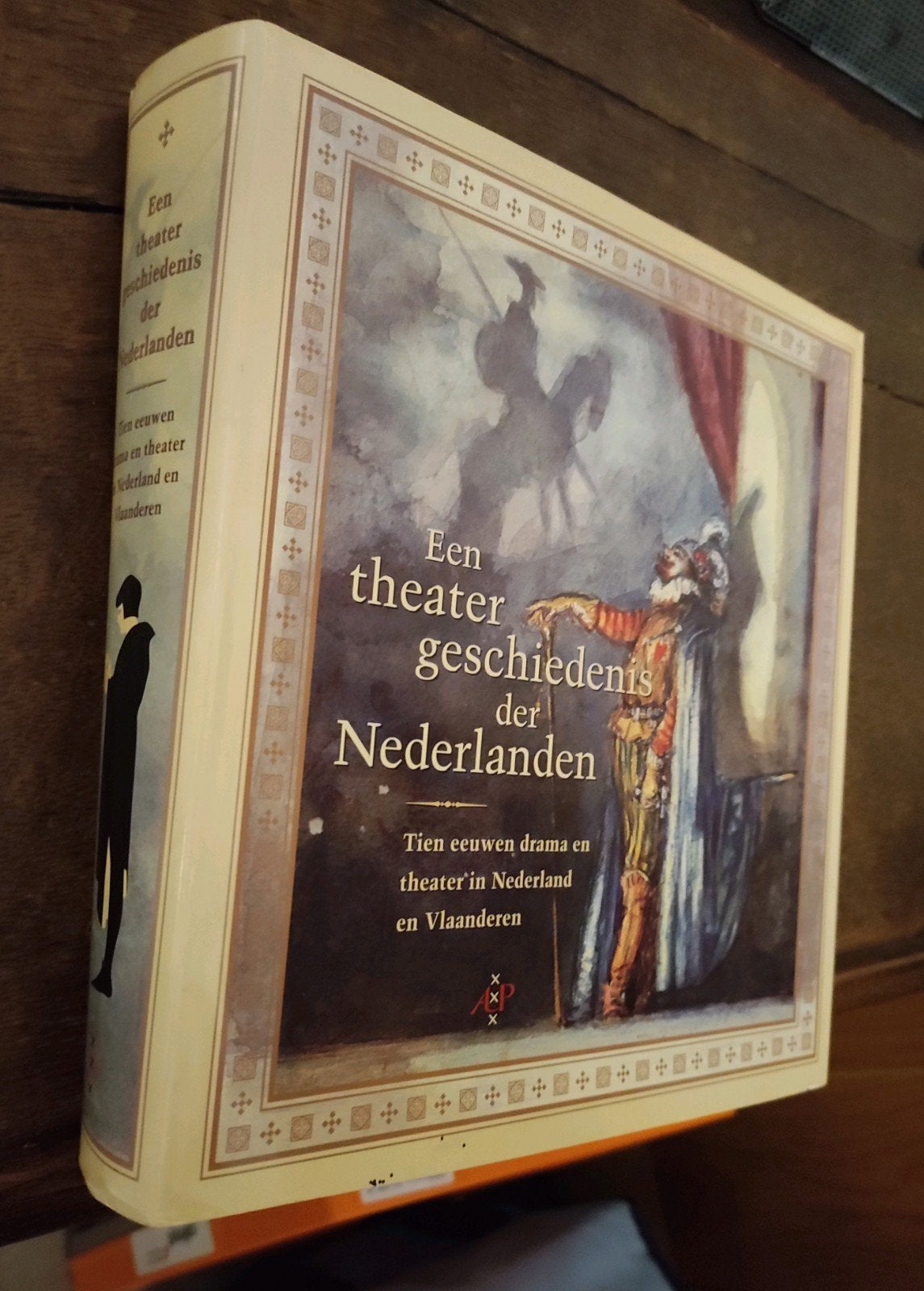 Lijvig boek : theater geschiedenis, Antiek en Kunst, Ophalen of Verzenden