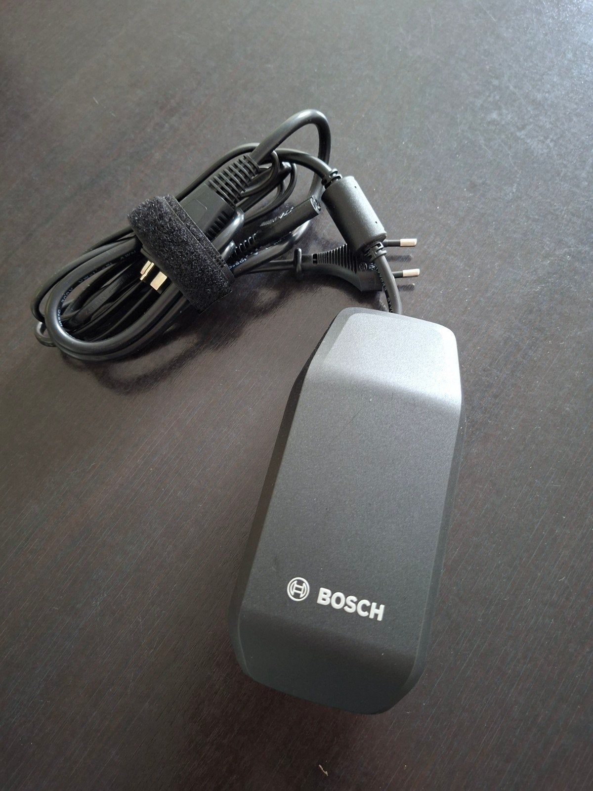 Bosch lader 2A voor smart systeem,nieuw., Fietsen en Brommers, Fietsaccessoires | Fietsaccu's, Ophalen