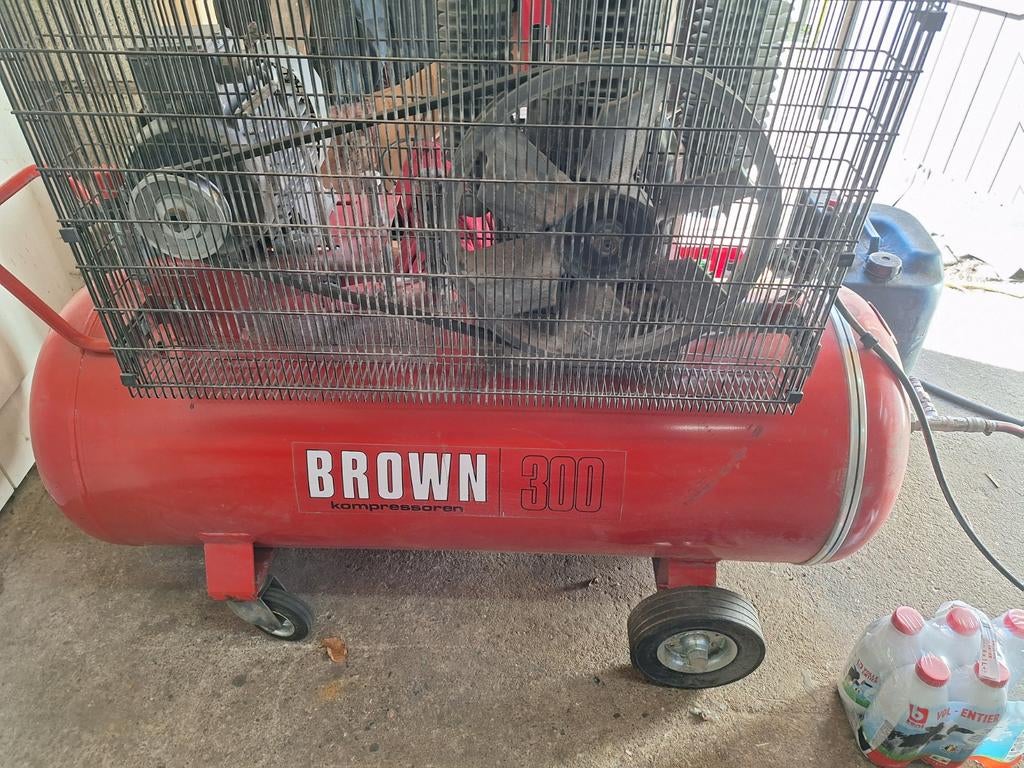 Compressor brown 300, Bricolage & Construction, Compresseurs, Enlèvement