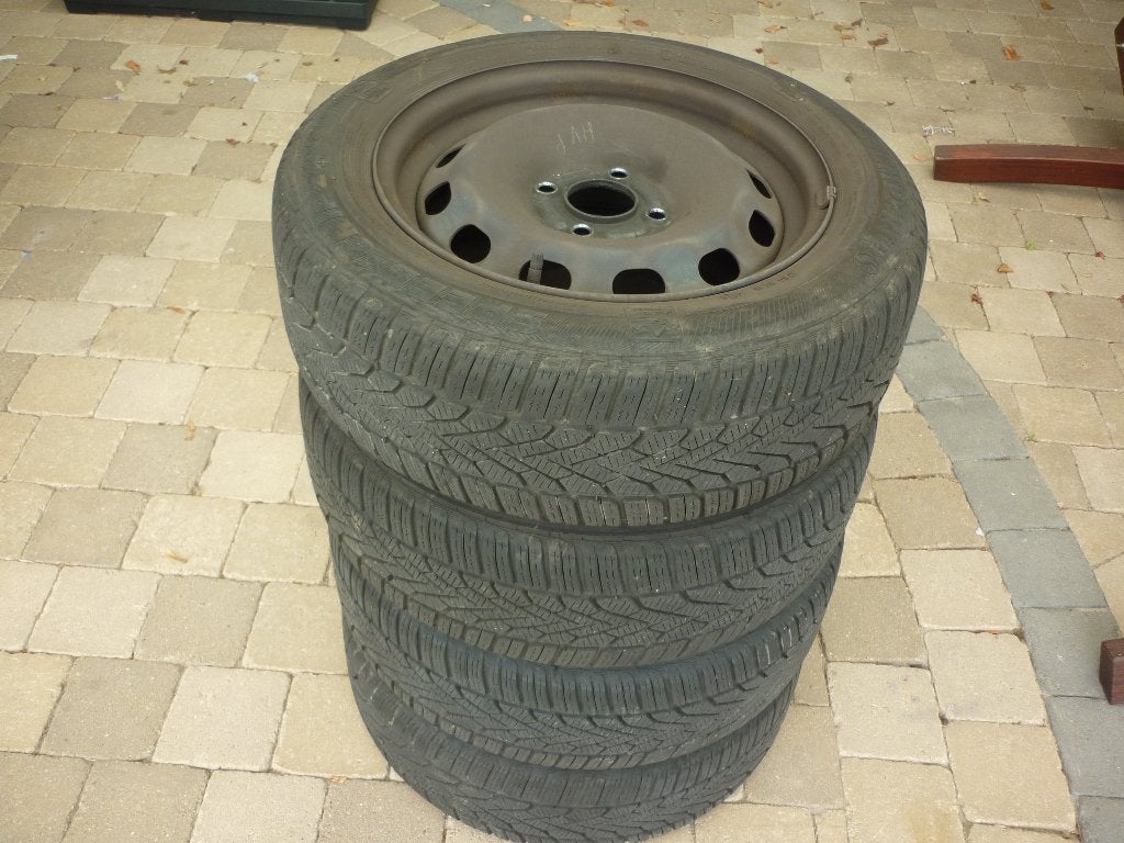 4 jantes + 4 pneus hiver 185/60 R15  - 88T  XL ( kit hiver ), Autos : Pièces & Accessoires, 15 pouces, Pneus et Jantes, Pneus hiver