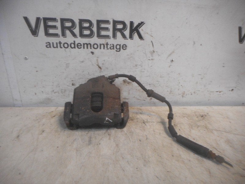 REMKLAUW LINKS VOOR Ford Ka I (01-1996/11-2008), Gebruikt, Sodener Straße 9
65824  Schwalbach, DE, Ford, Continental Aftermarket & Services GmbH