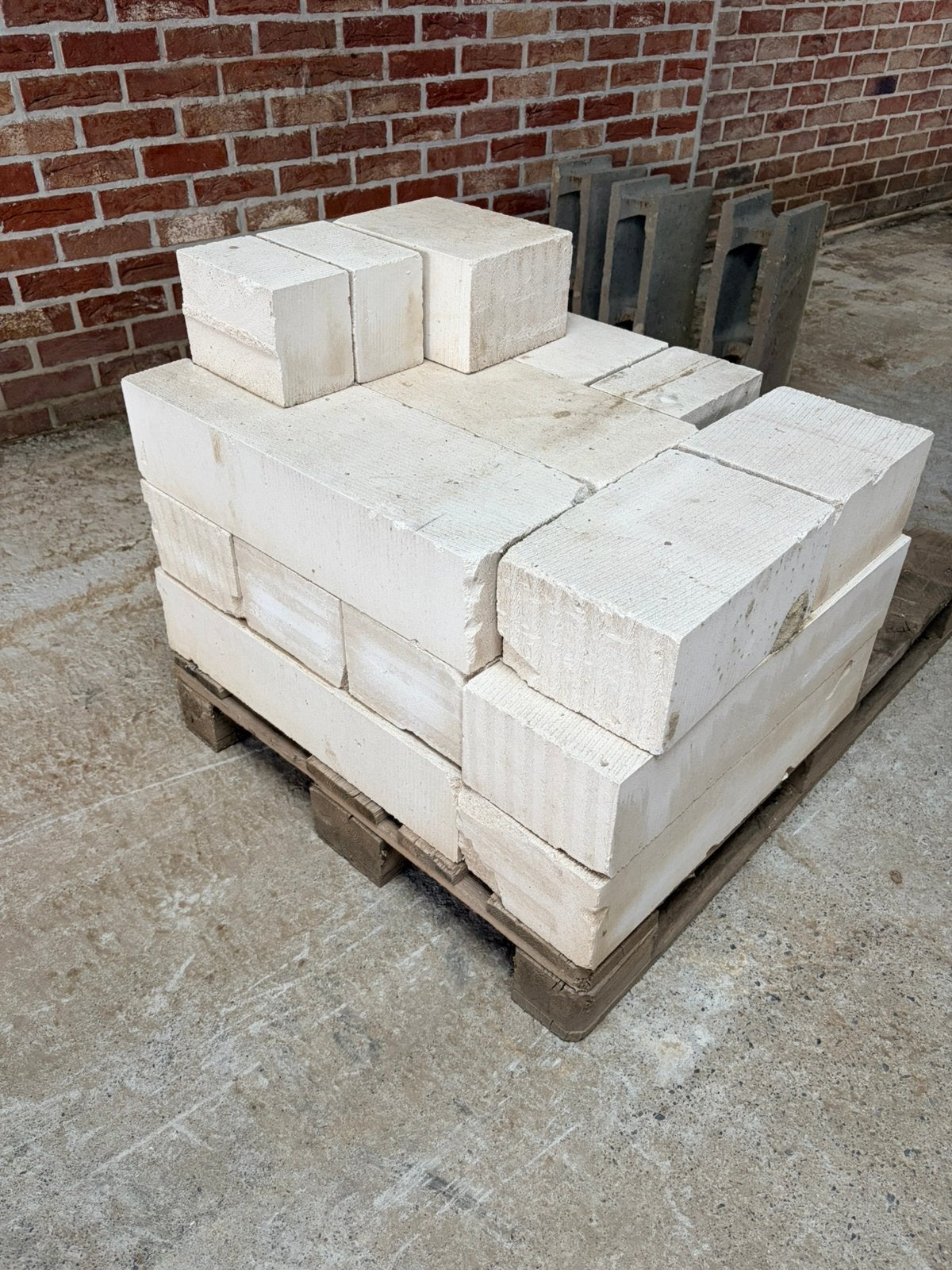 10 blocs cellulaires 60x20x14, Enlèvement, Comme neuf