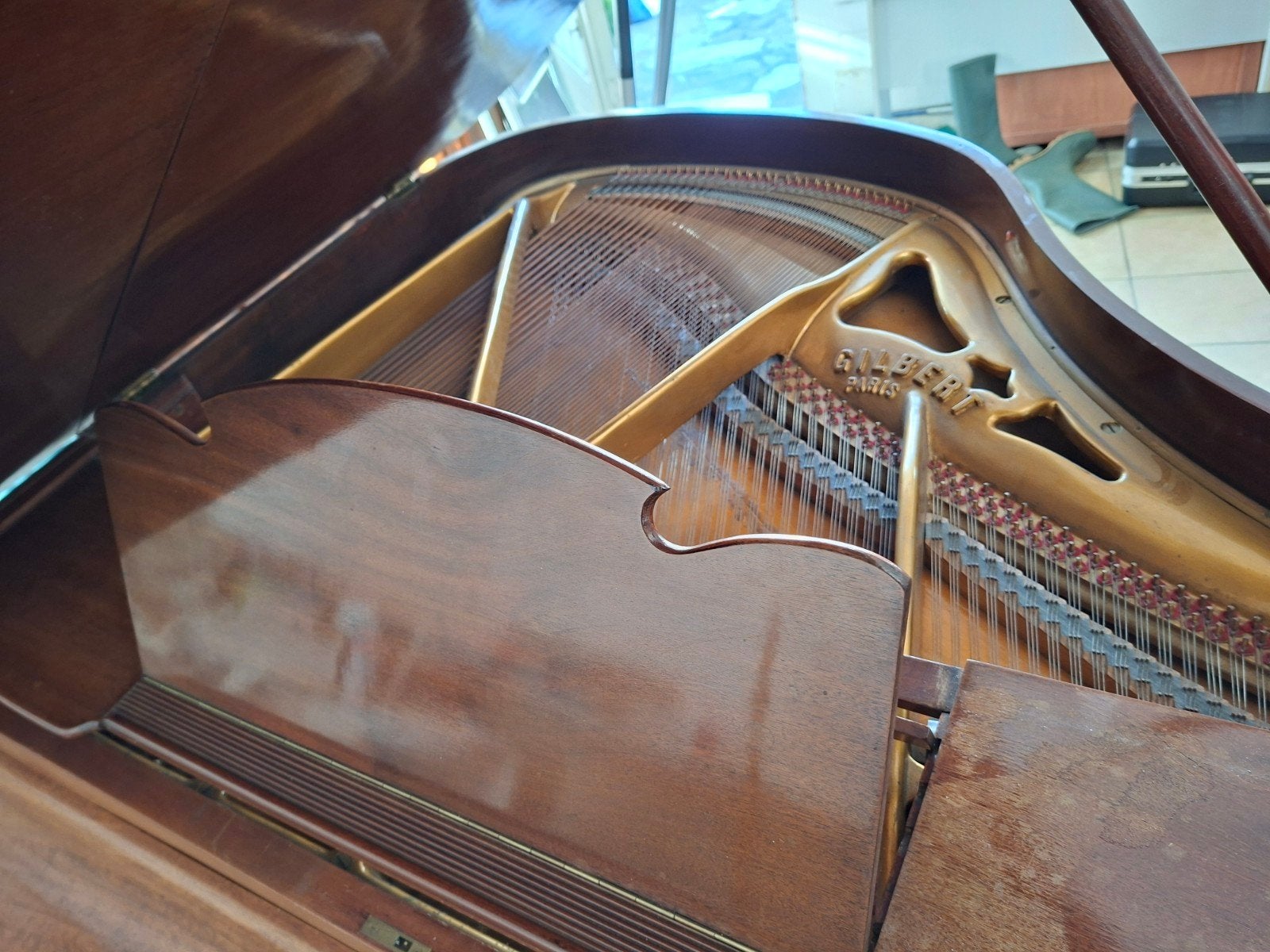 Vleugelpiano GILBERT PARIS, Muziek en Instrumenten, Ophalen, Vleugel