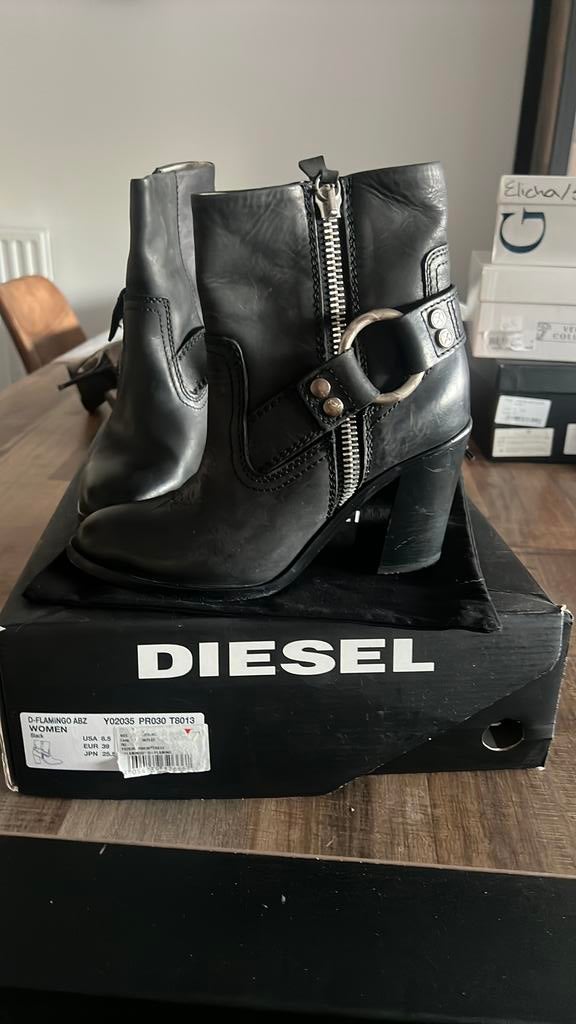 Diesel laarzen, Kleding | Dames, Schoenen, Ophalen, Zo goed als nieuw