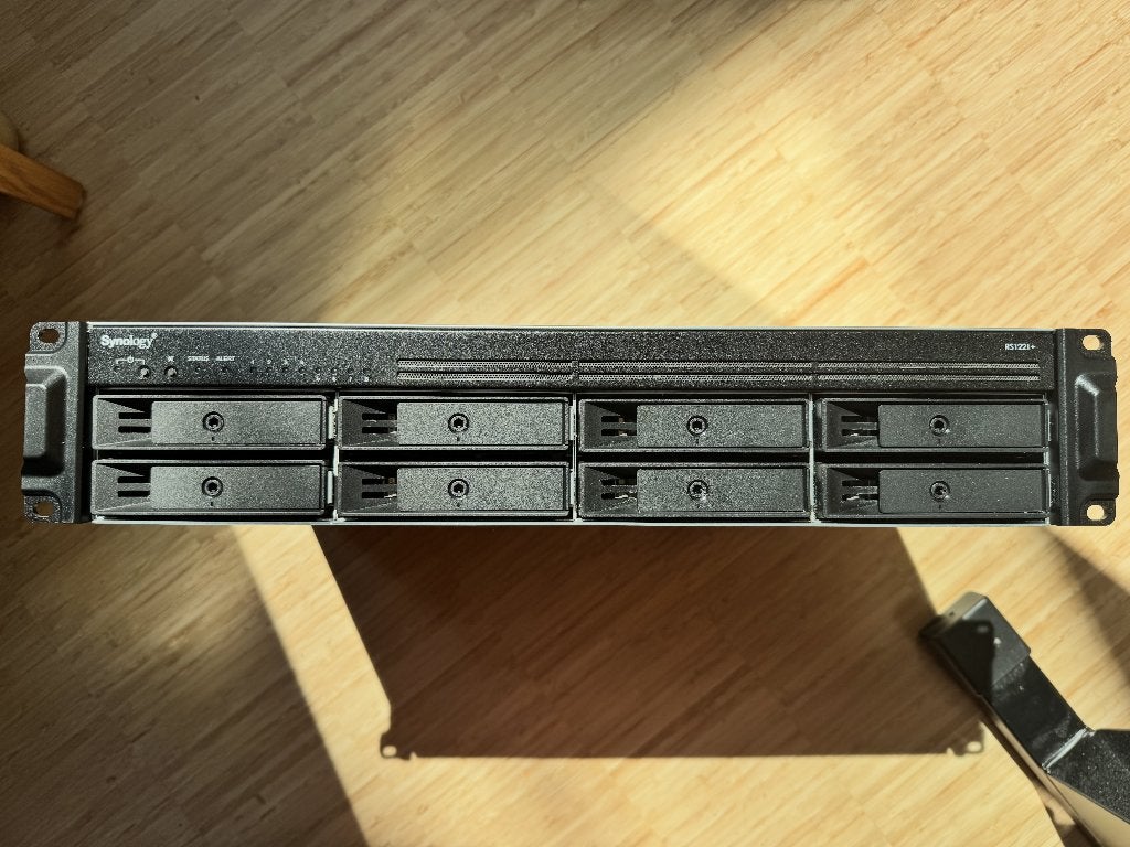 Rackmount NAS Synology RS1221+, Computers en Software, NAS, Ophalen, Gebruikt