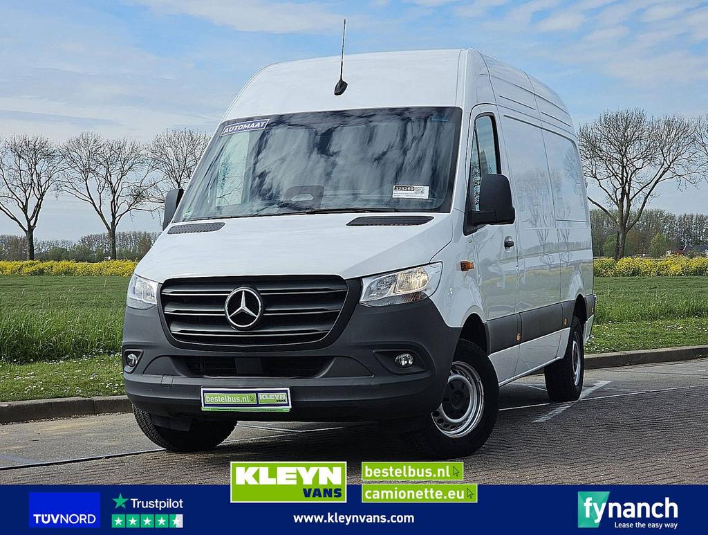 Mercedes-Benz SPRINTER 317 L2H2 RWD Mbux10, Auto's, Bestelwagens en Lichte vracht, Automaat, Wit, Mercedes-Benz, Bedrijf