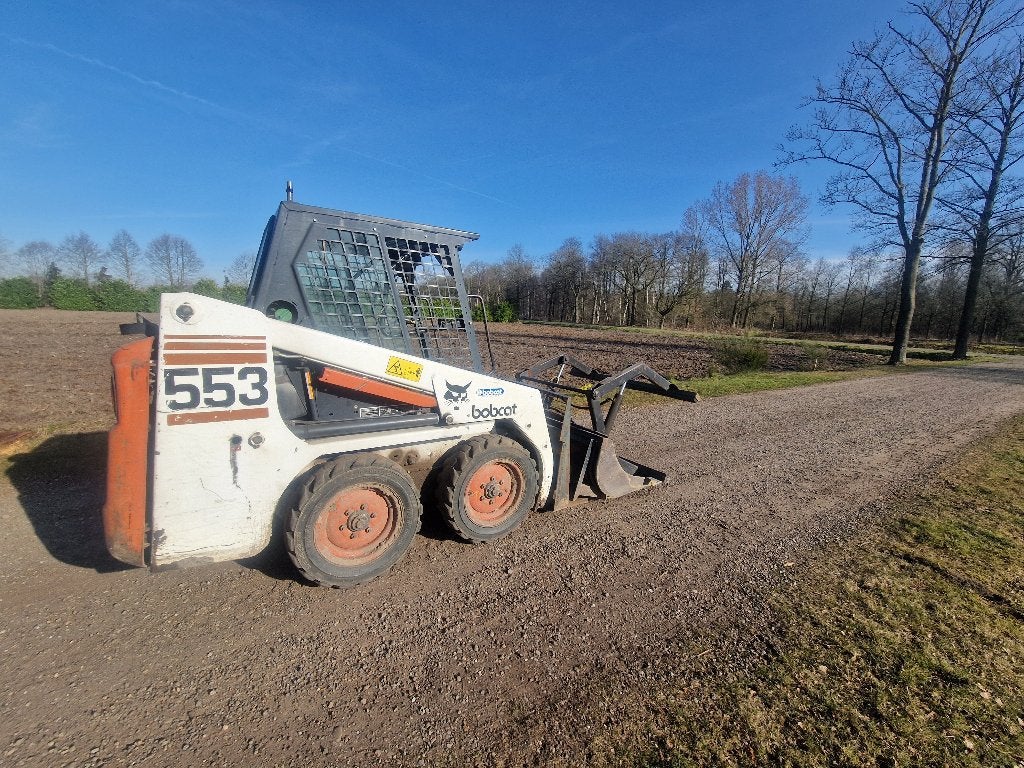chargeuse compacte bobcat 553 avec godet, Articles professionnels, Agriculture | Tracteurs, Enlèvement