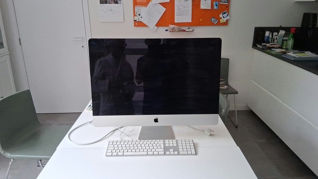 Apple met groot scherm, Informatique & Logiciels, Apple Desktops, Autres modèles, 64 GB ou plus, Inconnu, Te bekijken samen met extern geheugen
