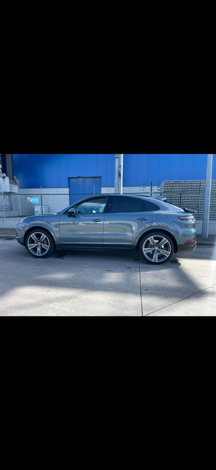 Porsche cayenne coupe hybride 2020 met panoramisch dak, Automaat, Blauw, Leder, Vierwielaandrijving