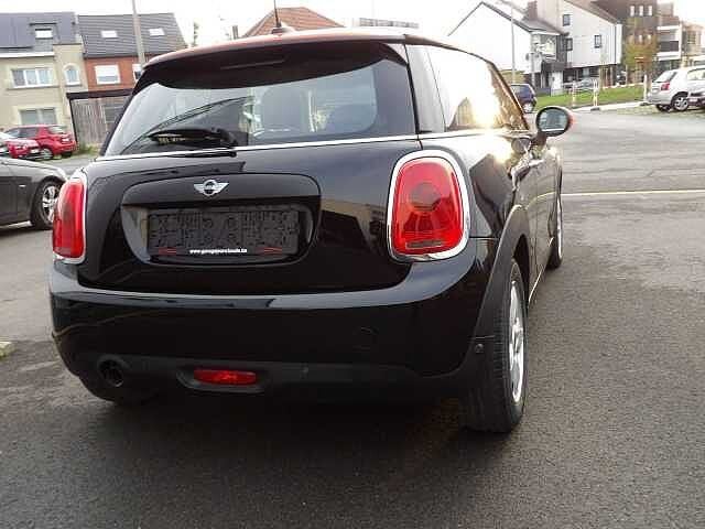MINI One D Mini 1.5 D One met airco - parkeersensoren, Autos, Achat, Ordinateur de bord, 68 kW, One