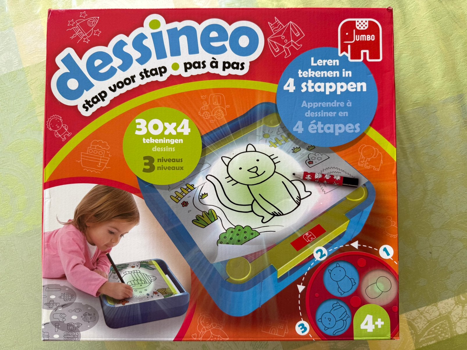 Dessineo 4+ met lampje, Ophalen of Verzenden, Nieuw, Knutselen, Met licht