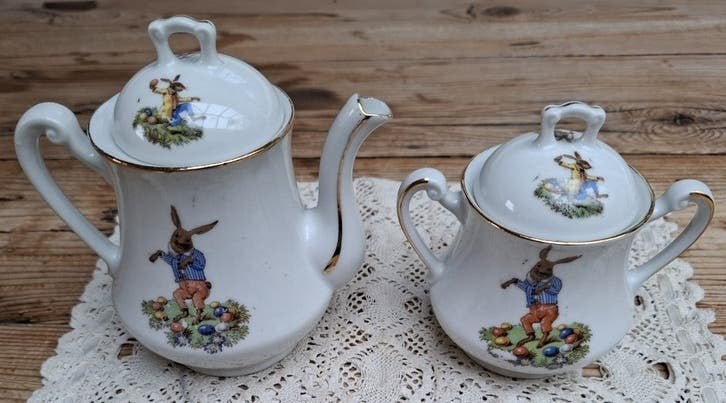 Vintage Frans kinderserviesje, haasjes, eieren, PASEN, Diversen, Gebruikt, -, -, Ophalen of Verzenden