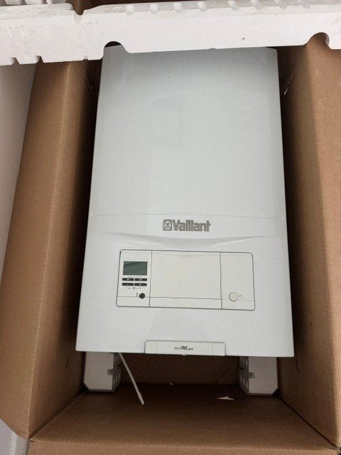 Valliant 286 53 R6 eco tect pro verwarmingsketel (2022), Doe-het-zelf en Bouw, Chauffageketels en Boilers, Ophalen, Zo goed als nieuw