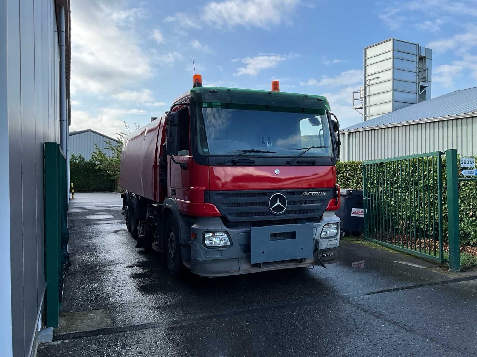 Mercedes Actros BEAM S12000 2006 balayeur de route, Achat, Entreprise, Autres carburants, Mercedes-Benz