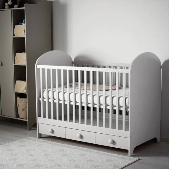 Lit bébé GONATT+matelas IKEA avec tiroir (neuf), Enlèvement, Neuf, Garçon ou Fille