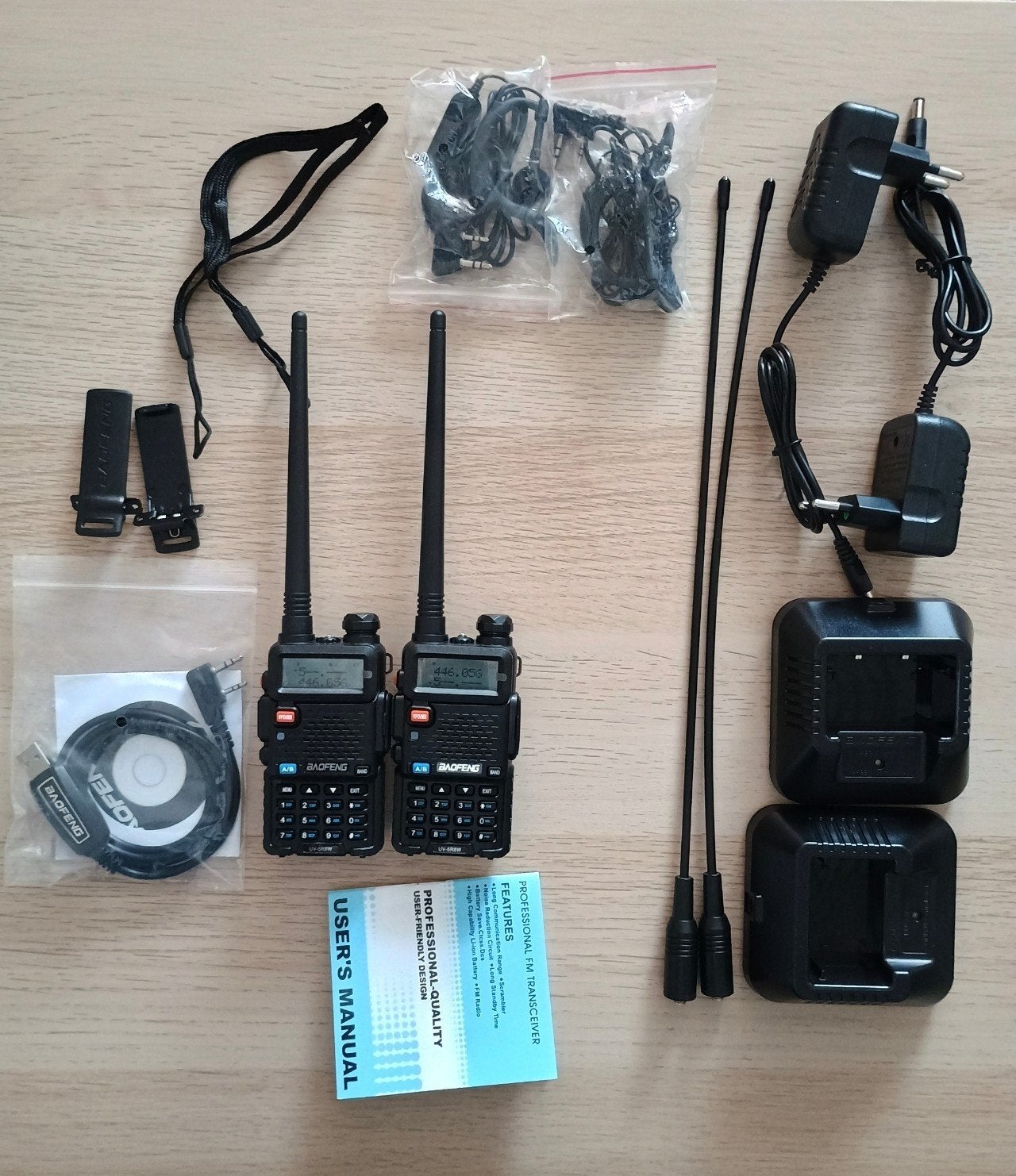 Talkie-Walkie Baofeng UV-5R 8W - Neuf, Fonction mains libres, Neuf, Talkie-walkie ou Walkie-talkie, 15 km ou plus