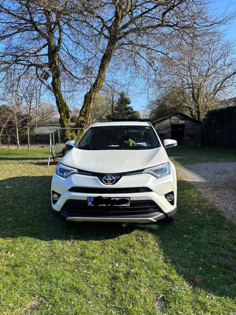 Toyota RAV 4 127000 KM Diesel 2016, Auto's, Voorwielaandrijving, 1995 cc, 4 cilinders, USB