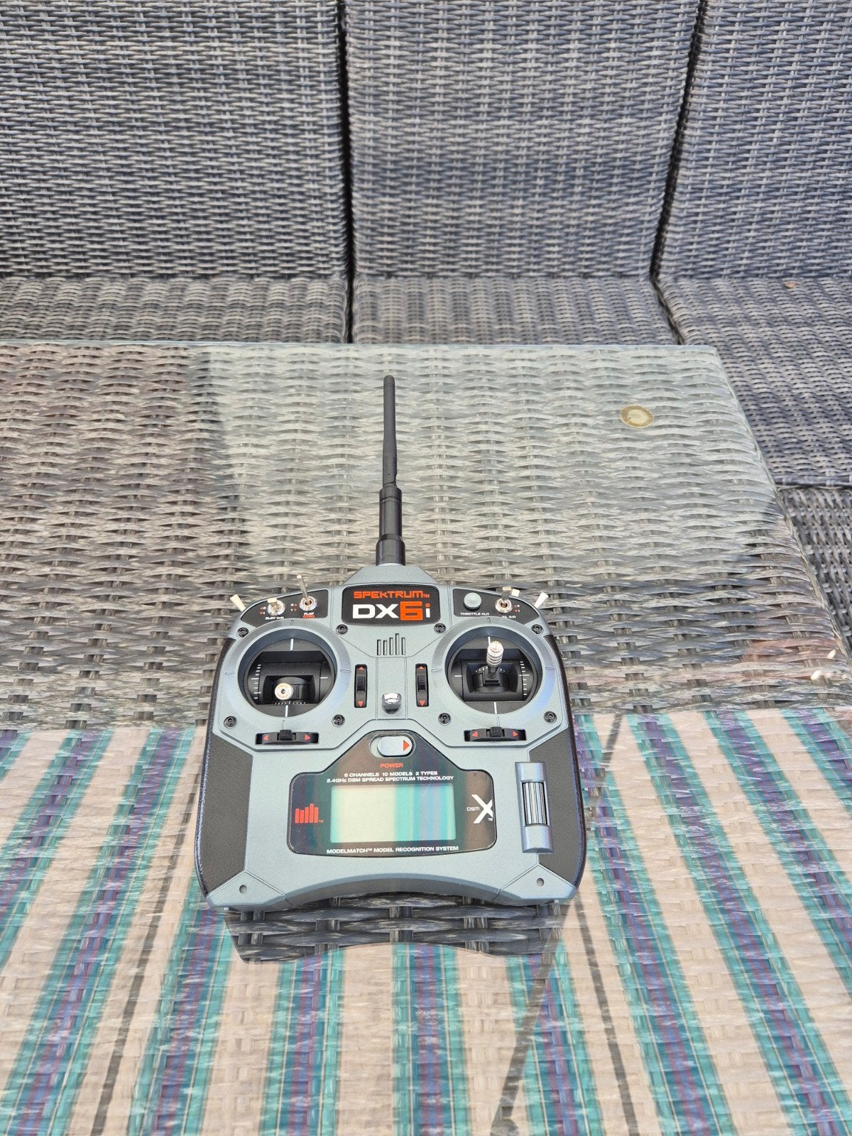 Tekoop transmitterDX6i, Hobby en Vrije tijd, Modelbouw | Radiografisch | Helikopters en Quadcopters, Ophalen