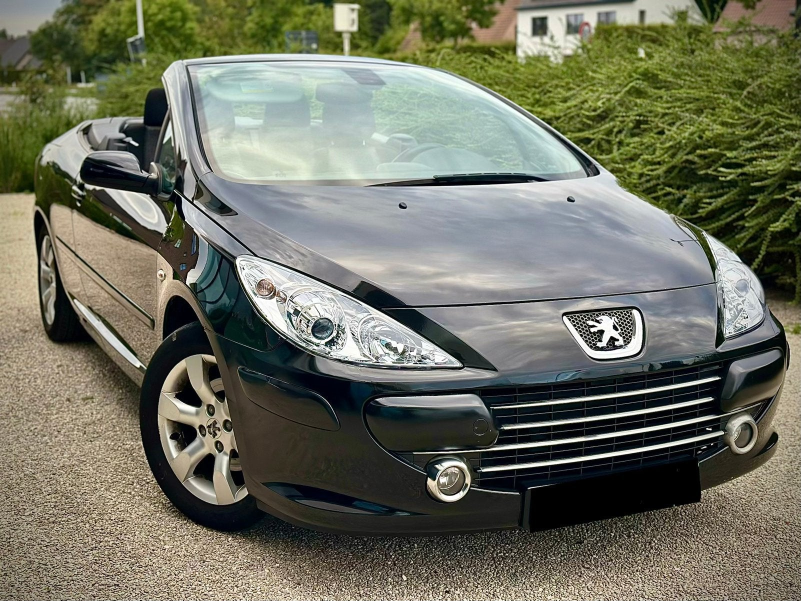 Peugeot 307 Cabrio benzine, Auto's, Peugeot, Voorwielaandrijving, 1596 cc, Stof, Zwart