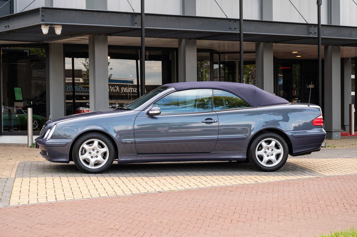 Mercedes-Benz CLK-Klasse 320 Cabriolet Avantgarde, Cuir, 218 ch, Achat, Intérieur cuir