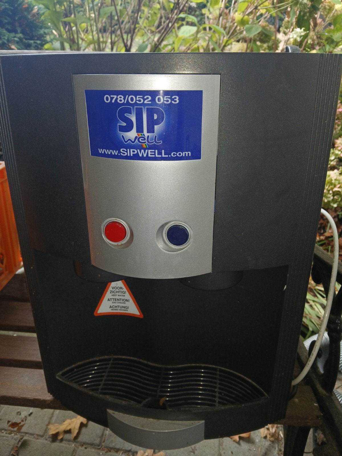 Warm en/gekoeld water., Ophalen