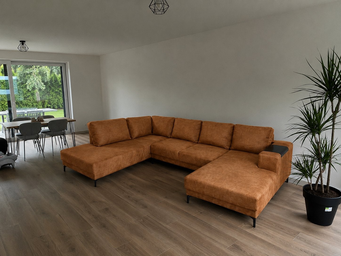 Hoekzetel, Maison & Meubles, Enlèvement
