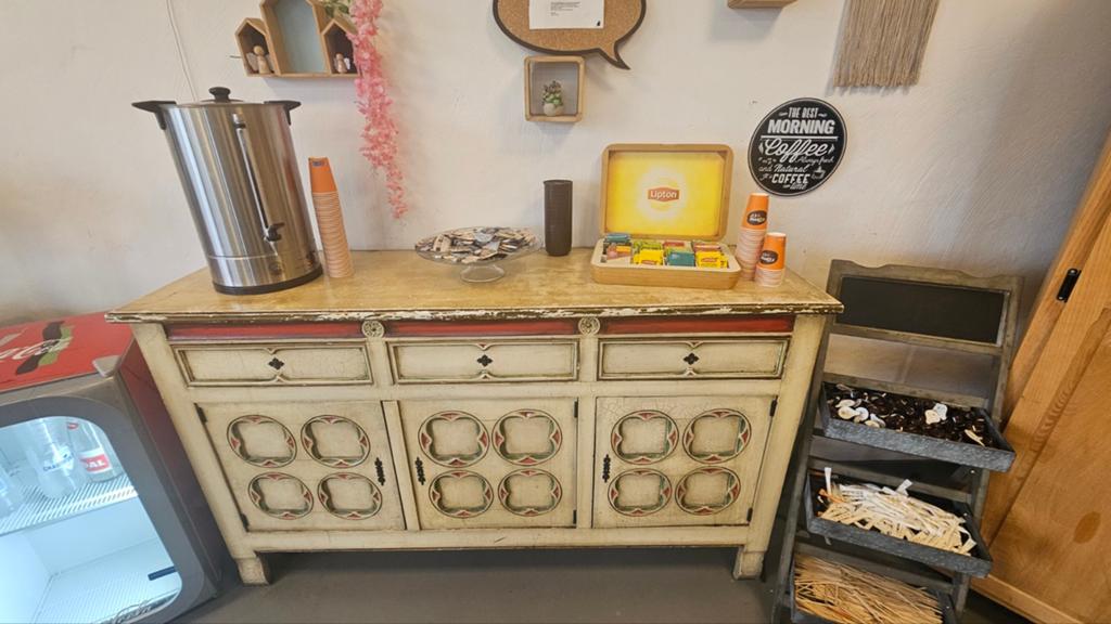 Buffet de style campagnard (1m80x0m52x1m08), Enlèvement