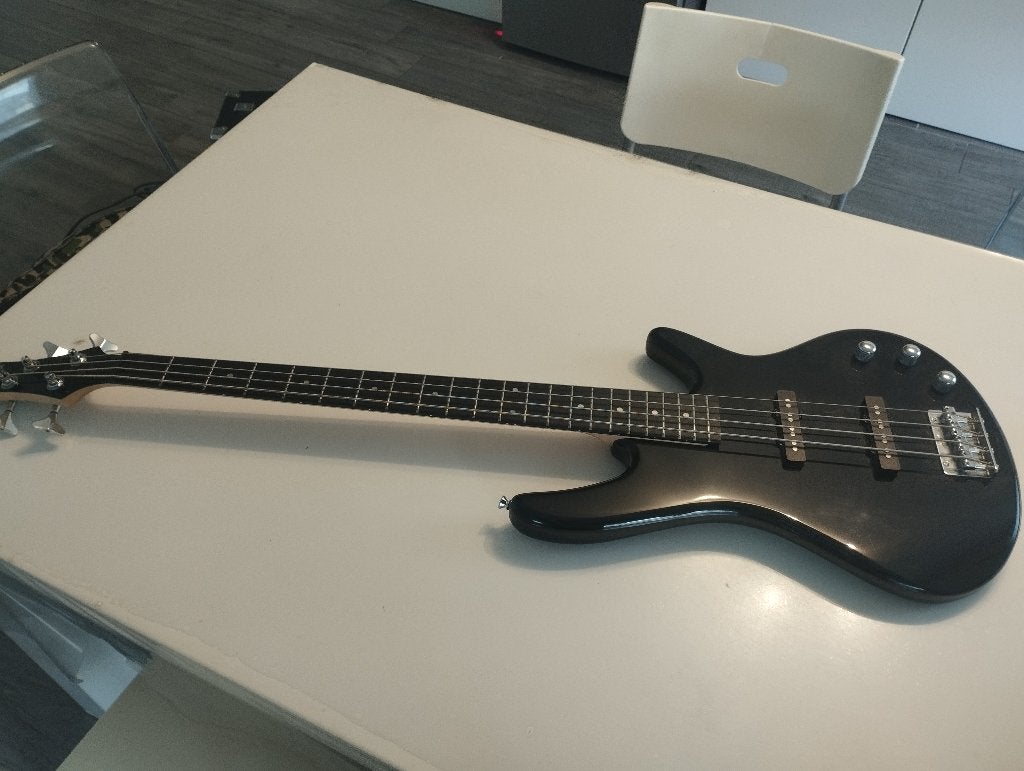 Gitaar en versterker, Ibanez, Met versterker, Ophalen of Verzenden, Zo goed als nieuw