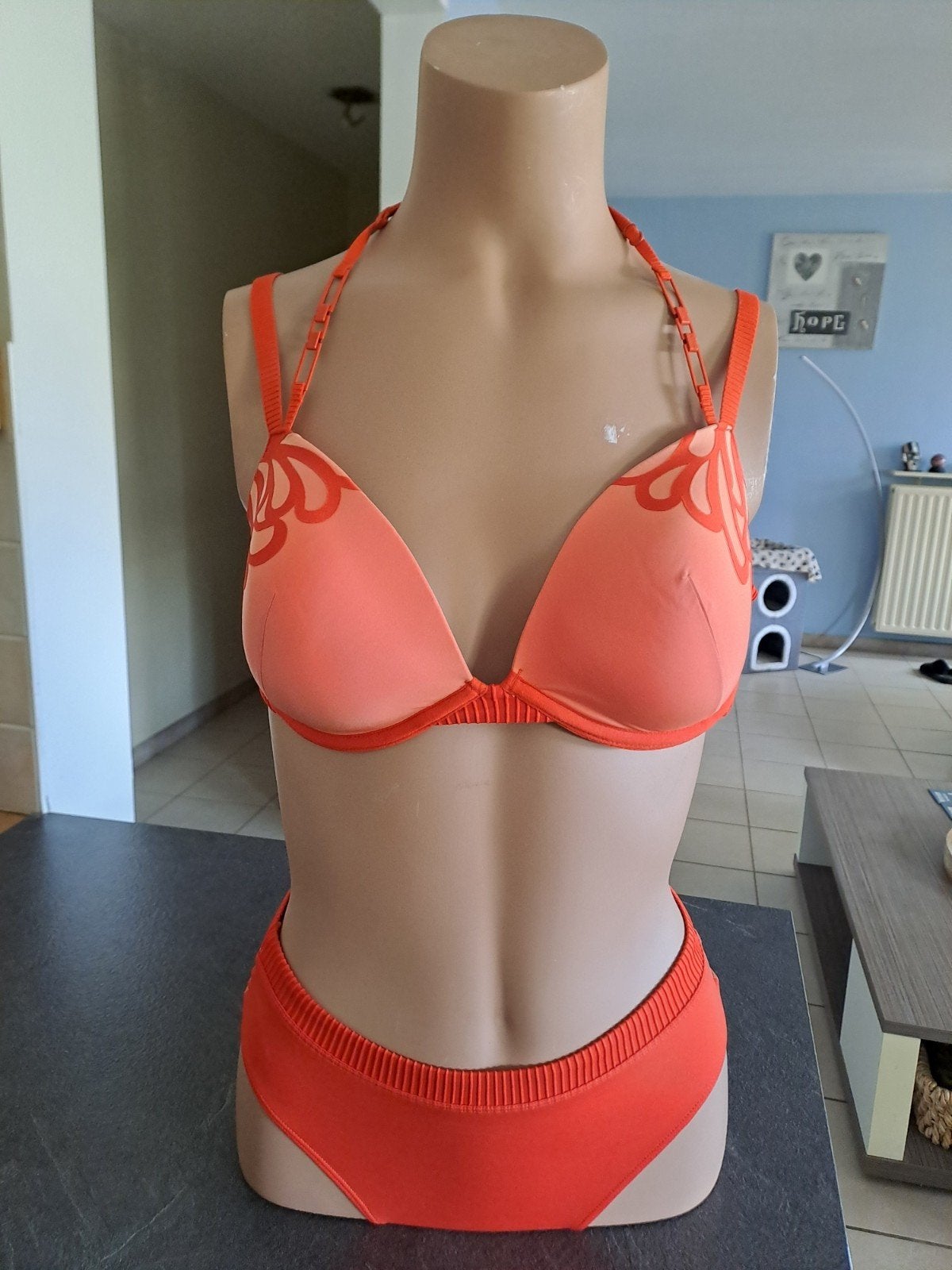 Marlies Dekkers string bikini, Vêtements | Femmes, Vêtements de Bain & Maillots de Bain, Comme neuf, Enlèvement, Bikini, Orange