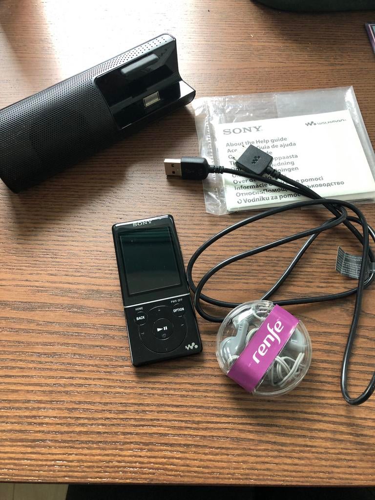Sony Mp3-speler met speaker, Audio, Tv en Foto, Mp3-spelers | Overige merken, Ophalen of Verzenden, Zo goed als nieuw, Sony, 2 tot 10 GB