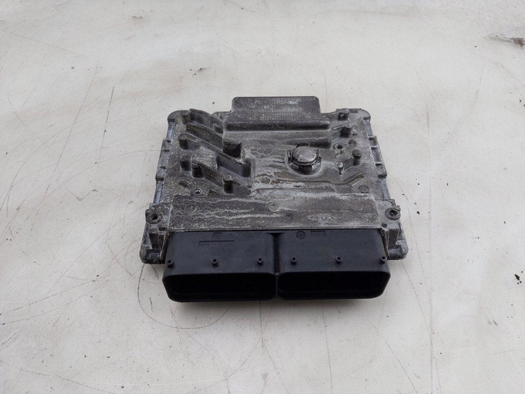 CALCULATEUR MOTEUR ECU Volkswagen Golf VII (AUA), Volkswagen, Utilisé, Continental AG, Continental-Plaza 1
30175  Hannover, DE
