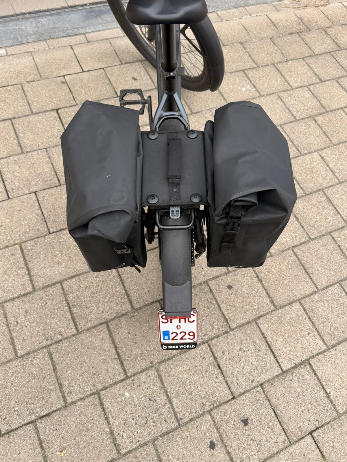 Stromer dubbele fietstassen ( merk stromer zelf ), Ophalen, Zo goed als nieuw