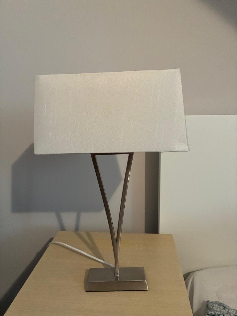 Deux belles lampes de chevet avec ampoules, Enlèvement, Comme neuf, Lampe de chevet, 49 cm