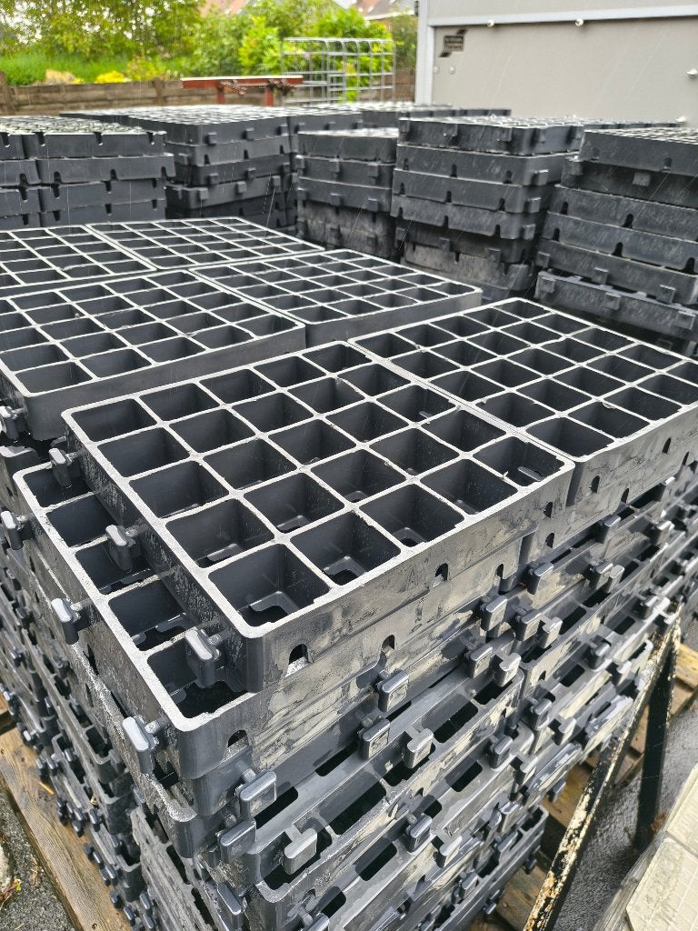 95 m² de dalles stabilisatrices type Ecoraster.