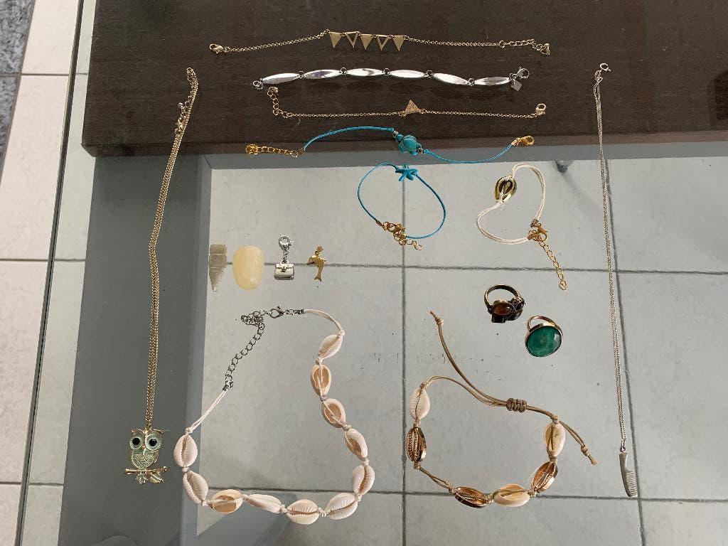 Set juwelen, allerlei, goede staat, 16 stuks., Ophalen of Verzenden, Met hanger