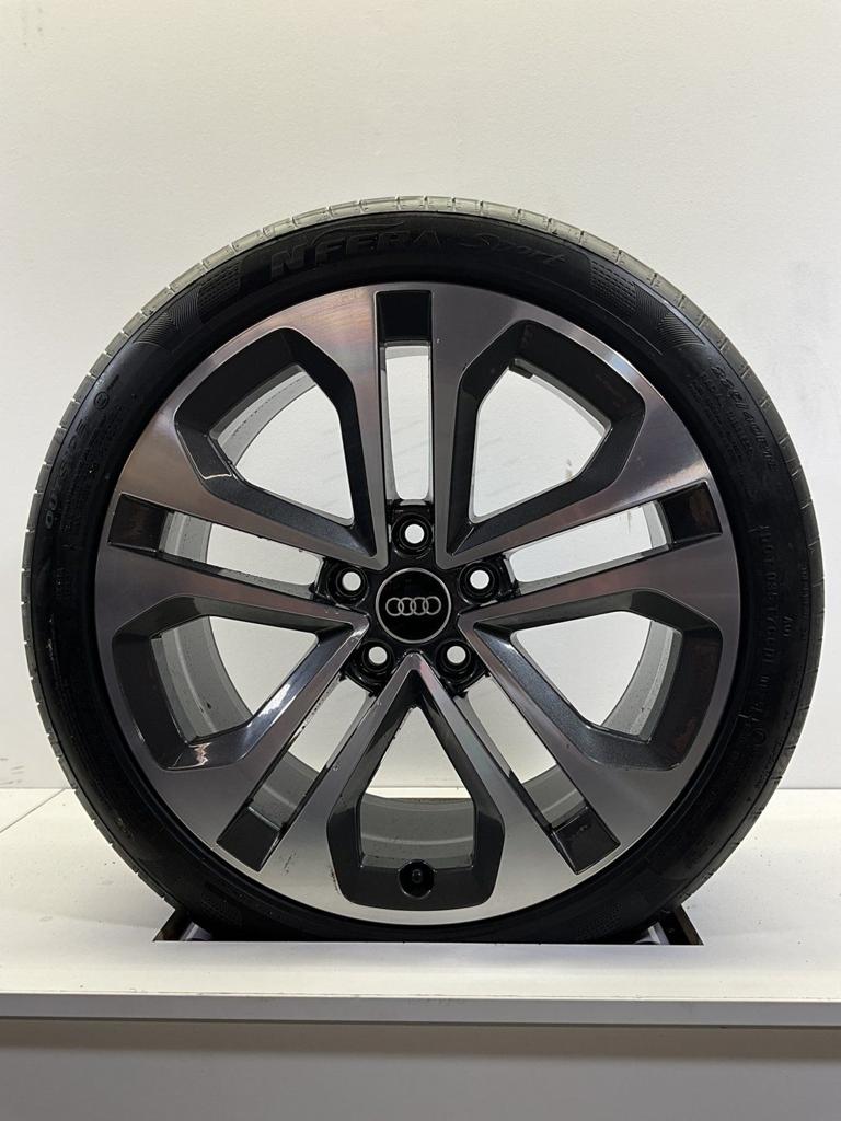 NIEUW 18’’ AUDI A3 VELGEN ZOMERBANDEN ORIGINEEL AUDI SPORT, Auto-onderdelen, Banden en Velgen, 18 inch, Gebruikt, -, -