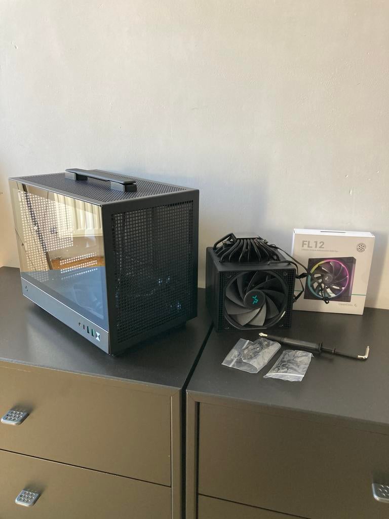 ‼️Behuizing + koeler + extra fan‼️ (Mini ITX), Ophalen, Zo goed als nieuw